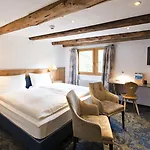 Chesa Rosatsch - Of Food Hotel
