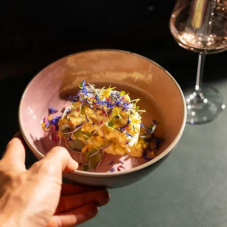 Chesa Rosatsch - Of Food Hotel