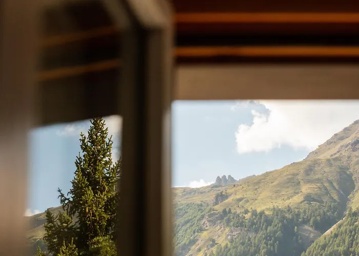 Chesa Rosatsch - Of Food Hotel 4*