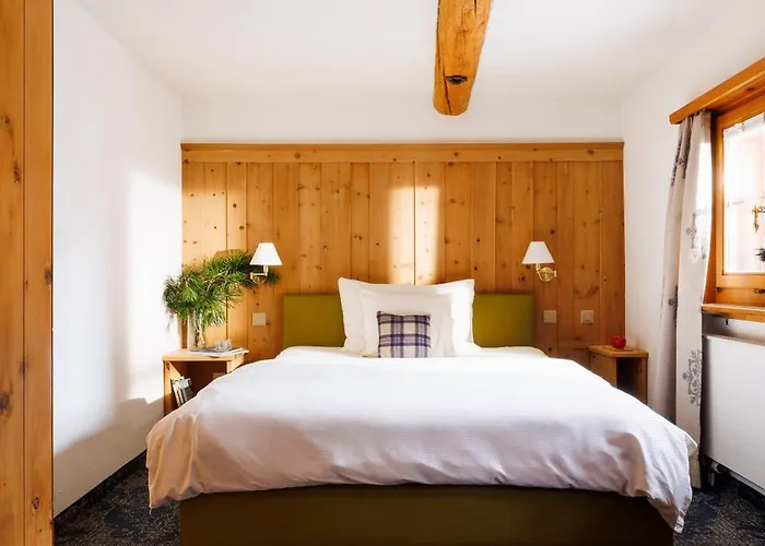 Chesa Rosatsch - Of Food 4*