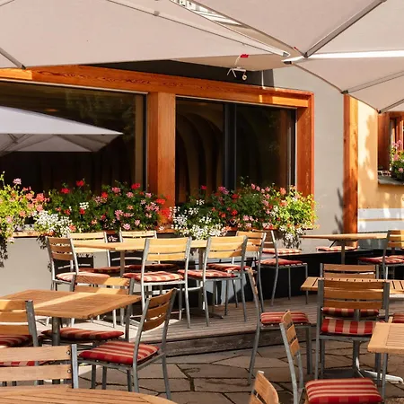 Chesa Rosatsch - Of Food Hotel