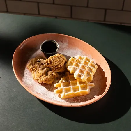 凯萨罗萨兹酒店 - 食物之家 酒店