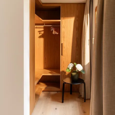 凯萨罗萨兹酒店 - 食物之家 4* 切勒里纳